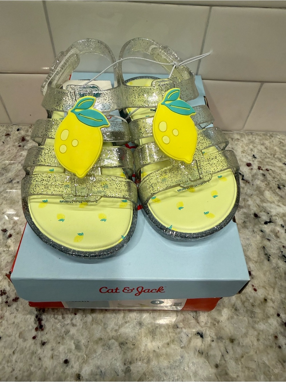 Cat & Jack Yellow Glitter Lemon Jelly Sandals for Kids Size 9 NWT